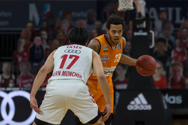 每到休赛期 每到休赛期